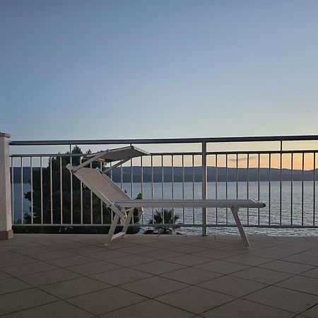 Beach Apartments Mika ล็อควา โรโกซนิตซา ภายนอก รูปภาพ