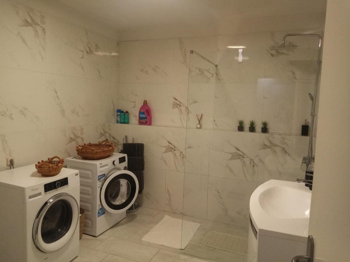 Beach Apartments Mika ล็อควา โรโกซนิตซา ภายนอก รูปภาพ