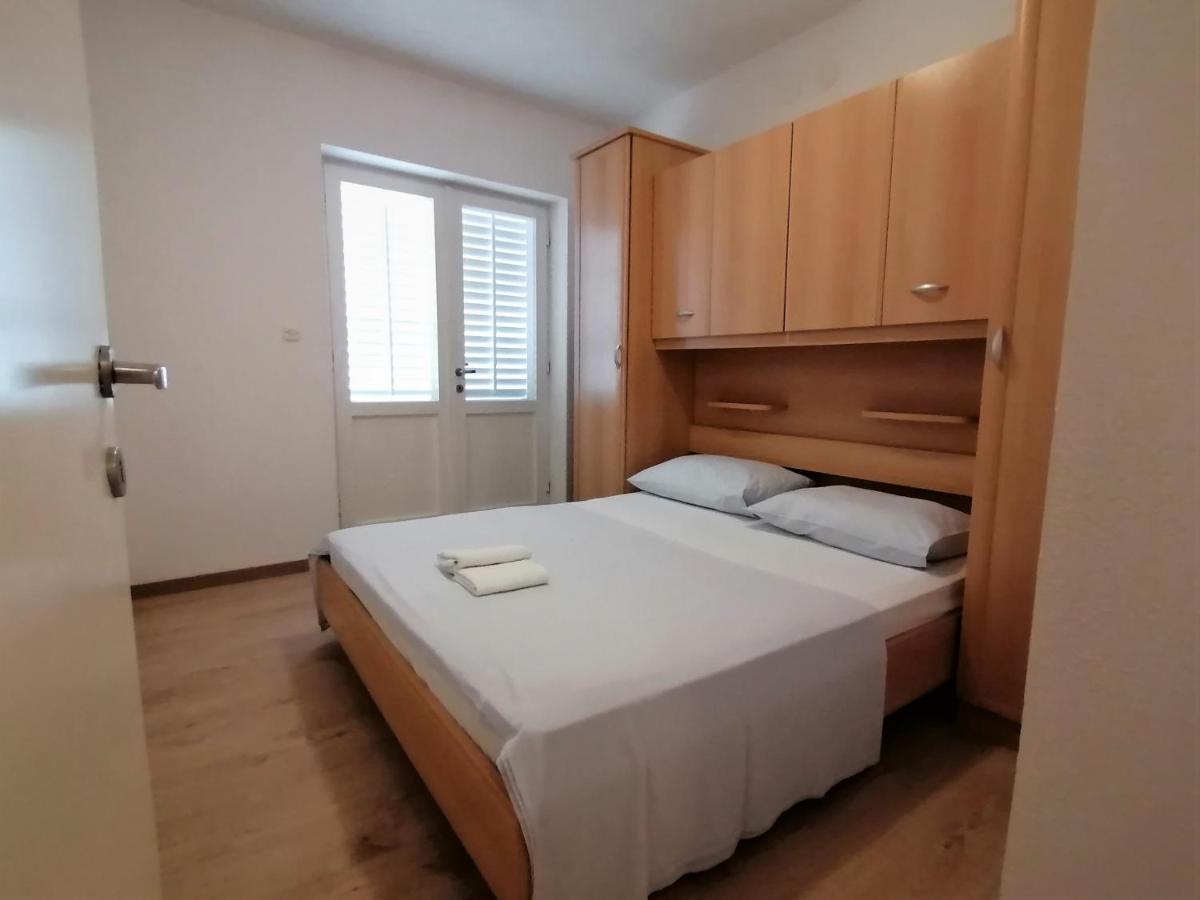 Beach Apartments Mika ล็อควา โรโกซนิตซา ภายนอก รูปภาพ
